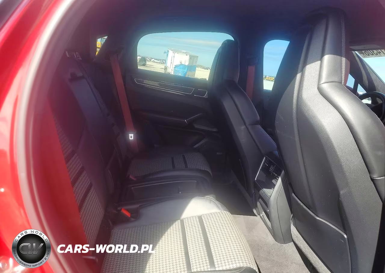 2023 Porsche Cayenne Gts Coupe VIN:WP1BG2AY1PDA32056 - 11