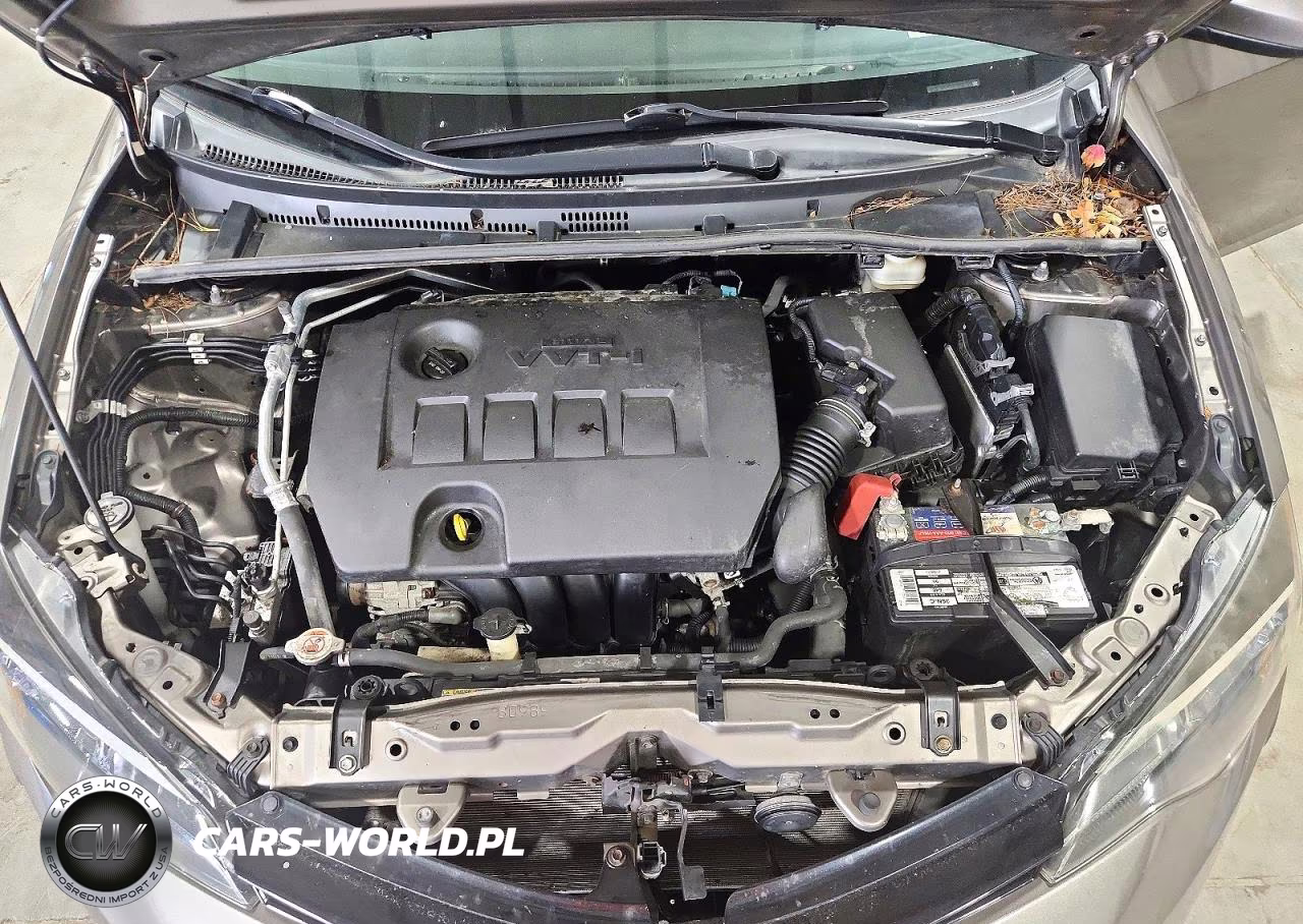 2018 Toyota Corolla Le VIN:2T1BURHE7JC002806 - 11