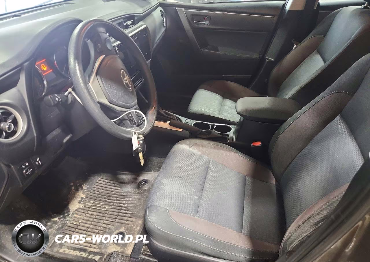 2018 Toyota Corolla Le VIN:2T1BURHE7JC002806 - 7