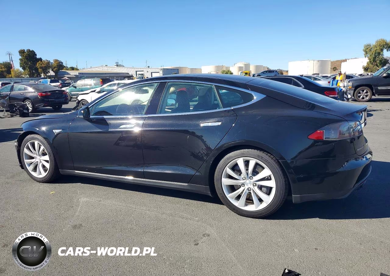 2015 Tesla Model S 85D VIN:5YJSA1H26FF086913 - 2