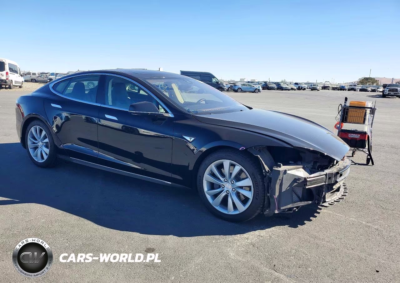 2015 Tesla Model S 85D VIN:5YJSA1H26FF086913 - 4