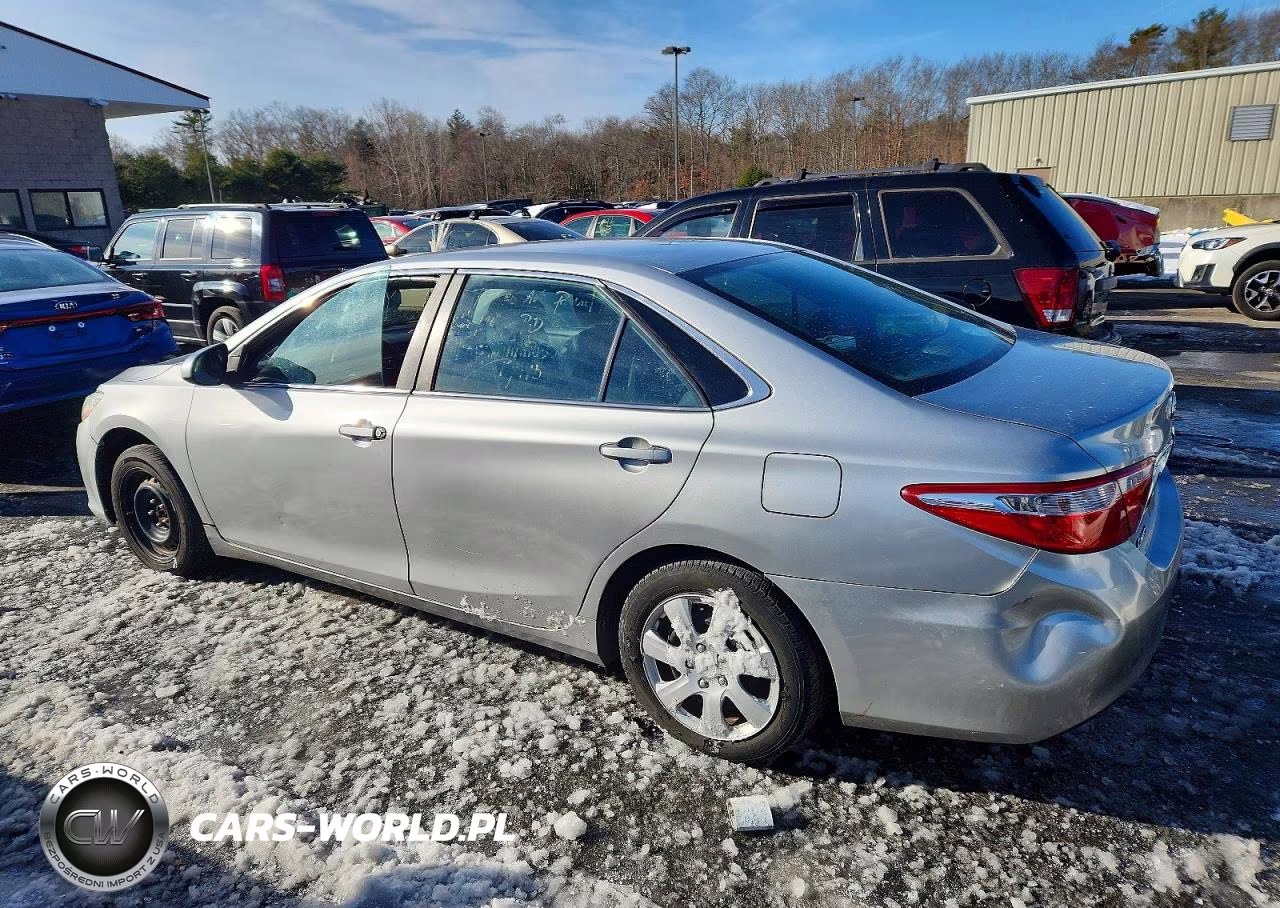 2016 Toyota Camry Le VIN:4T4BF1FK7GR524174 - 2