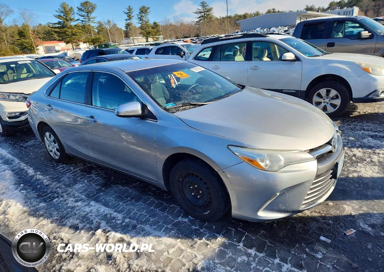 2016 Toyota Camry Le VIN:4T4BF1FK7GR524174 - 4