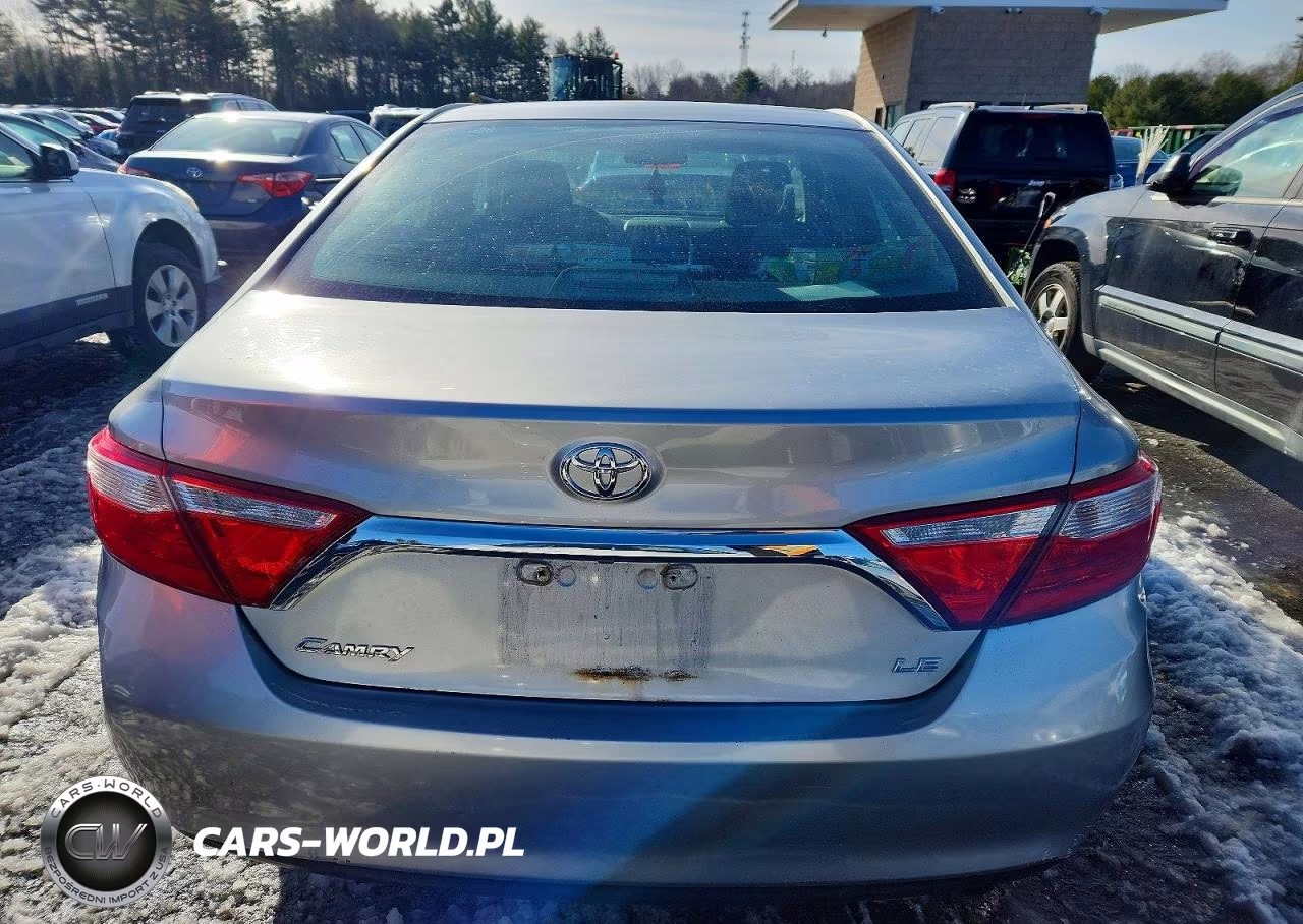 2016 Toyota Camry Le VIN:4T4BF1FK7GR524174 - 6