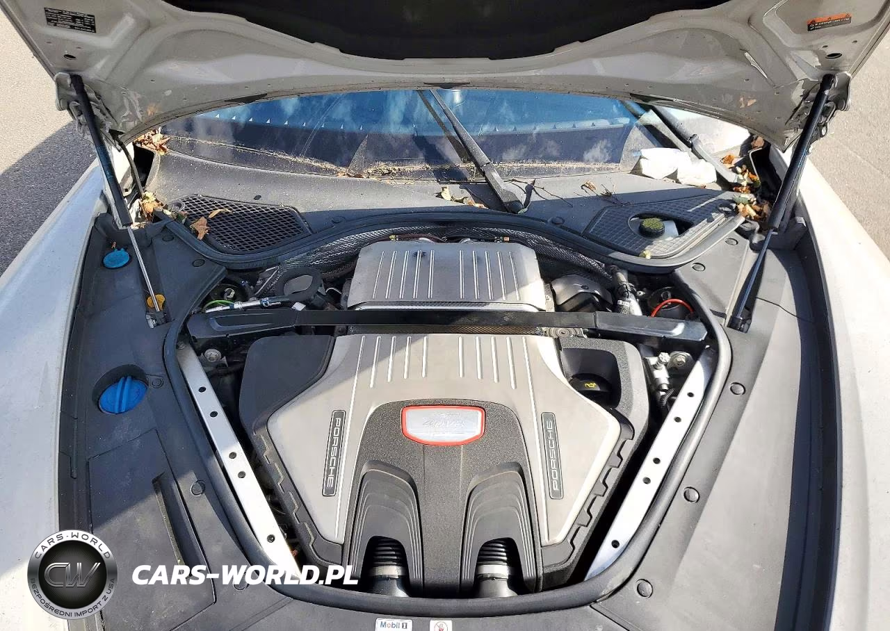 2018 Porsche Panamera Turbo VIN:WP0AF2A73JL142322 - 11