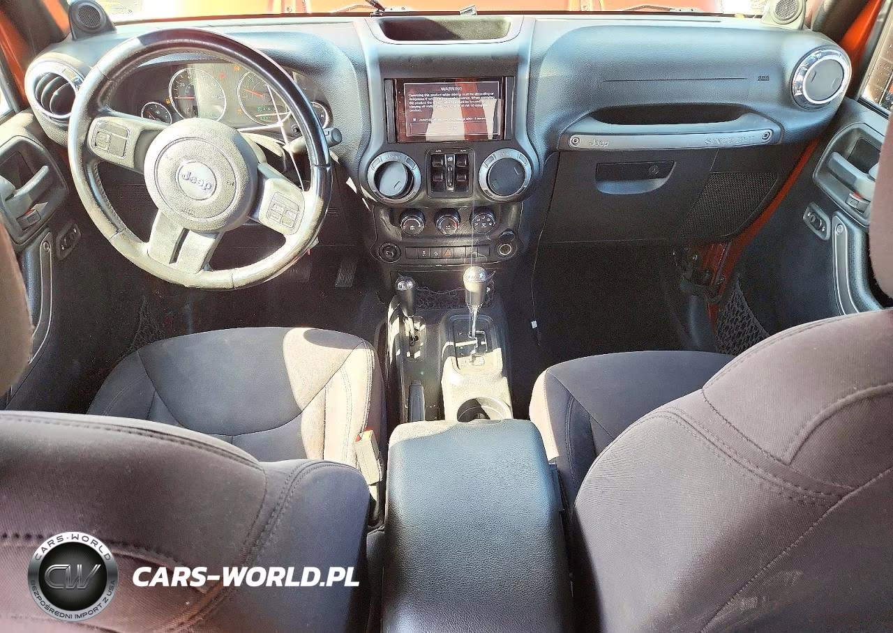 2014 Jeep Wrangler Unlimited Sport VIN:1C4BJWDG5EL199200 - 8
