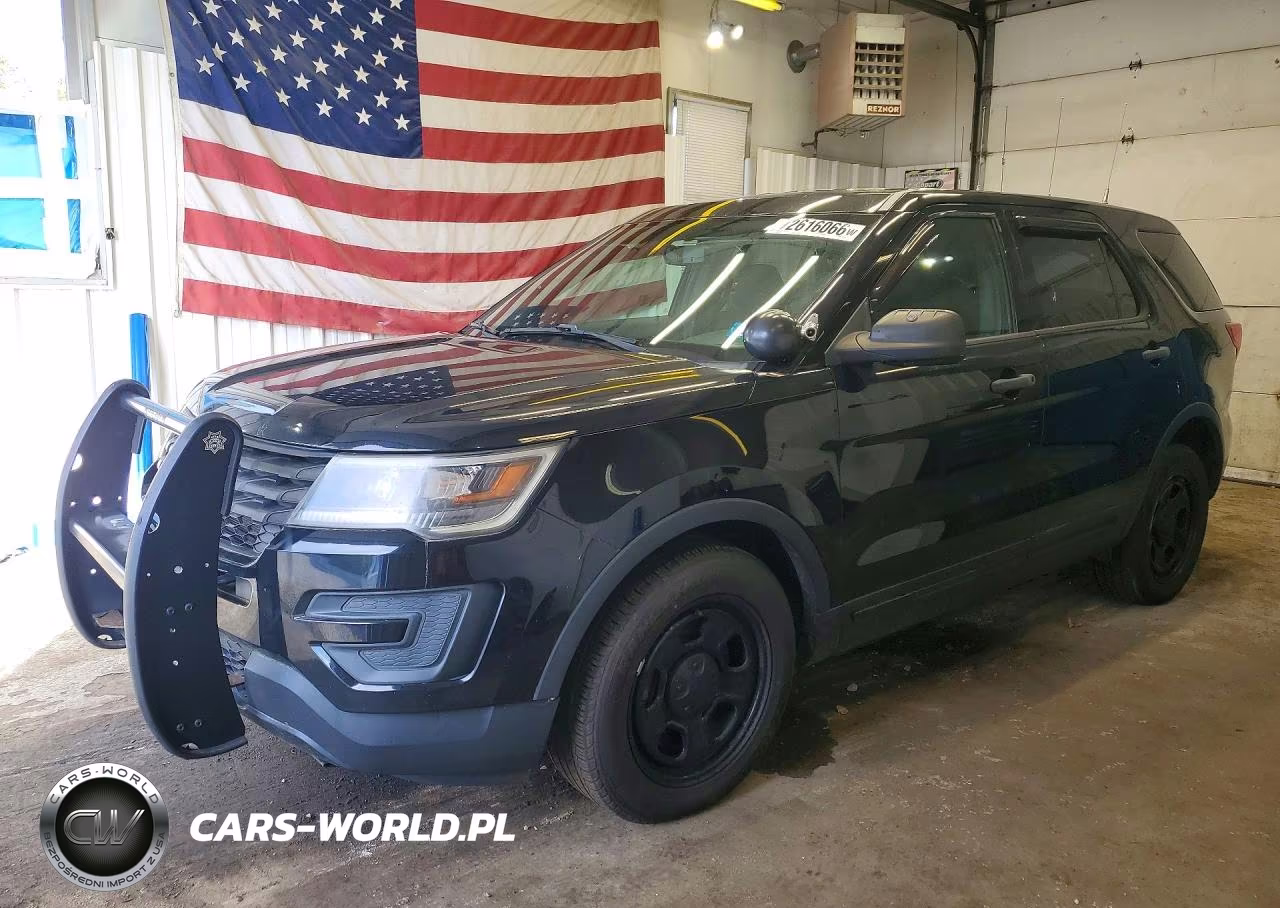 2017 Ford Explorer Police Interceptor VIN:1FM5K8AR5HGD26693 - 1