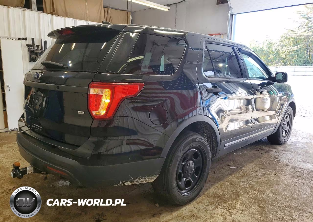 2017 Ford Explorer Police Interceptor VIN:1FM5K8AR5HGD26693 - 3