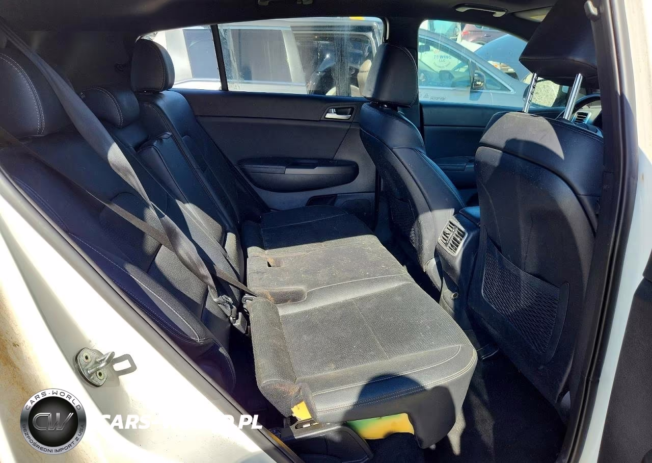 2020 Kia Sportage S VIN:KNDP6CAC3L7838400 - 11