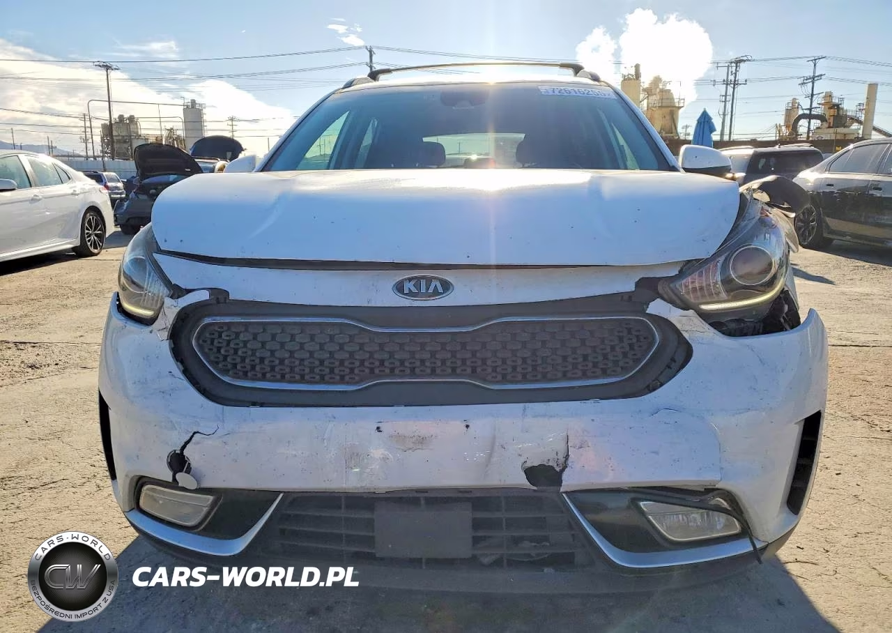 2019 Kia Niro Fe VIN:KNDCB3LCXK5256005 - 5