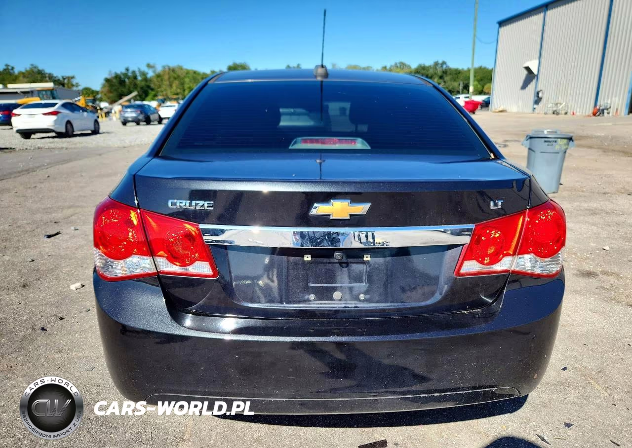 2016 Chevrolet Cruze VIN:1G1PE5SB2G7214221 - 6