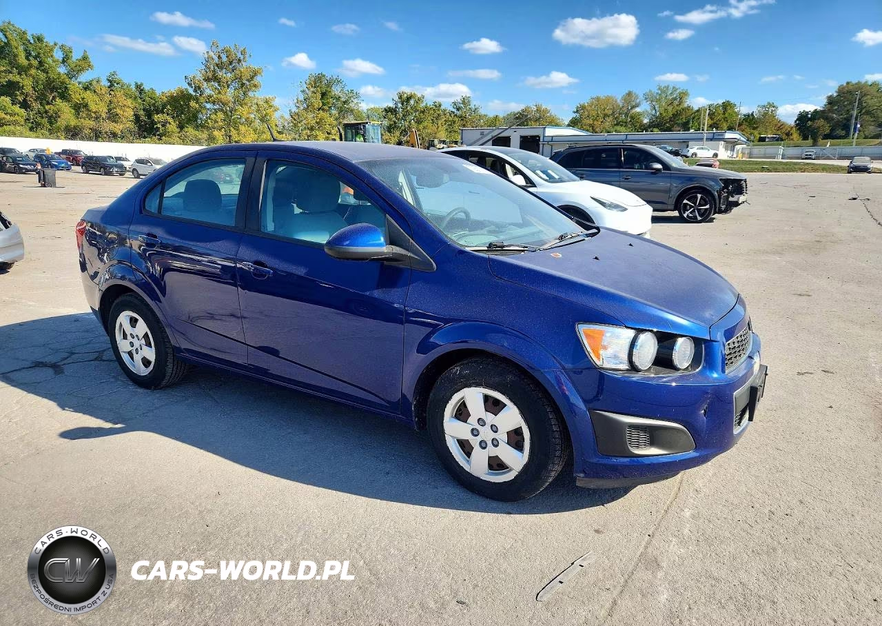 2013 Chevrolet Sonic Ls VIN:1G1JA5SH8D4115874 - 4