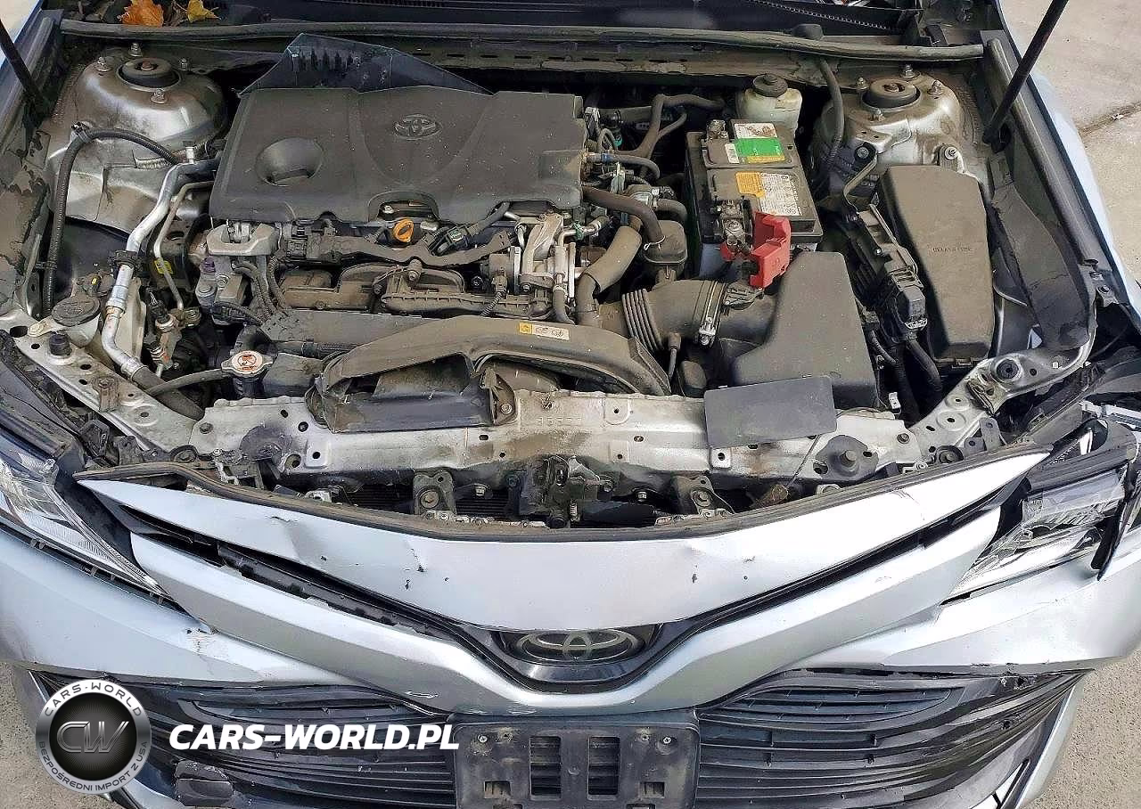 2018 Toyota Camry Le VIN:4T1B11HK4JU101677 - 11