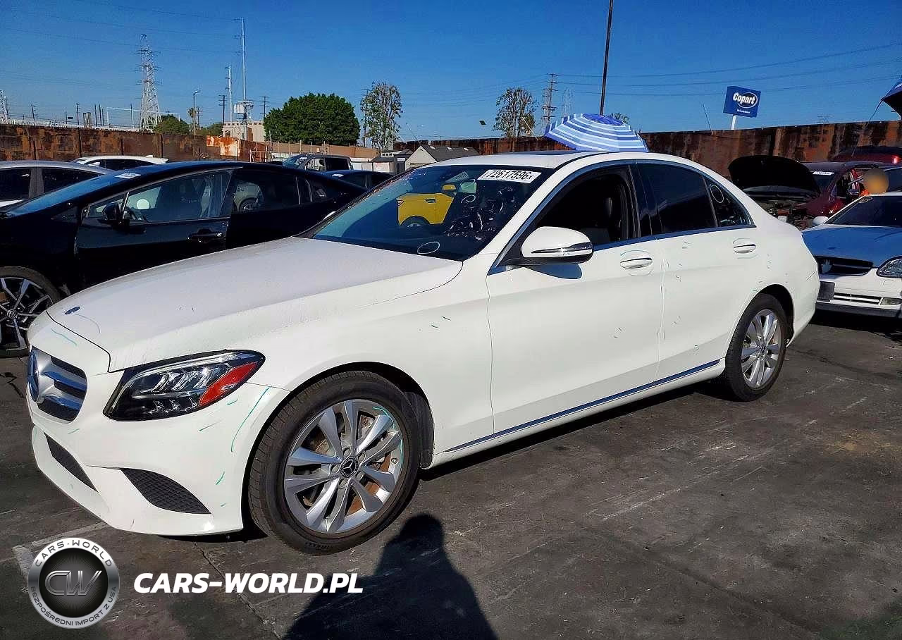 2020 Mercedes-Benz C 300