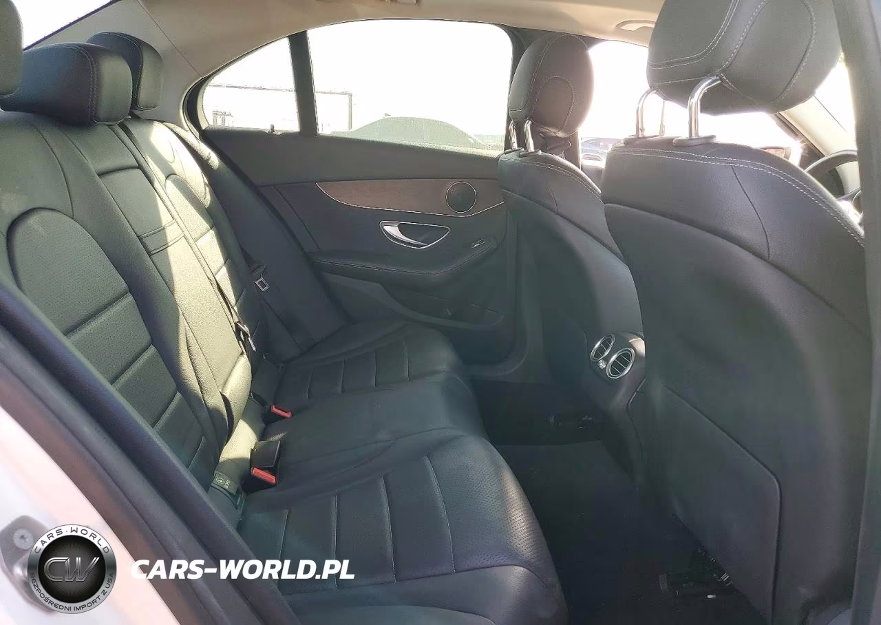 2020 Mercedes-Benz C 300 VIN:WDDWF8DB4LR525975 - 10