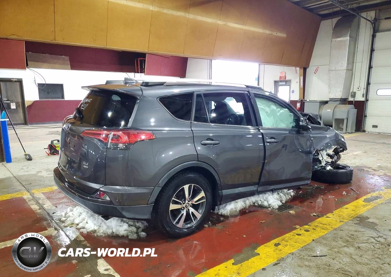 2018 Toyota Rav4 Adventure VIN:2T3RFREV8JW801738 - 3