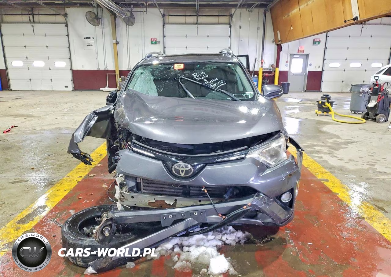 2018 Toyota Rav4 Adventure VIN:2T3RFREV8JW801738 - 5