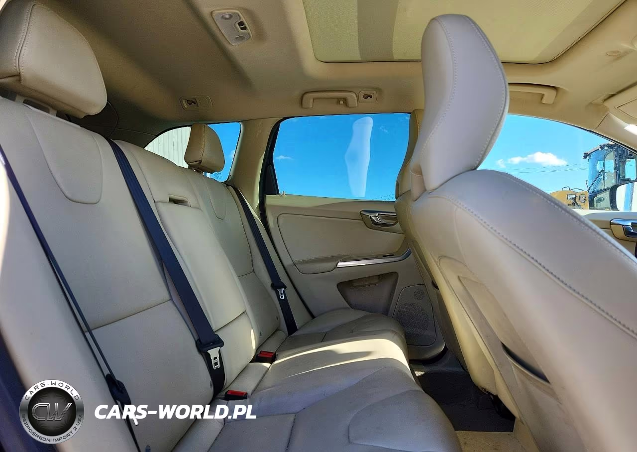 2016 Volvo Xc60 T5 Premier VIN:YV4612RK6G2830162 - 11