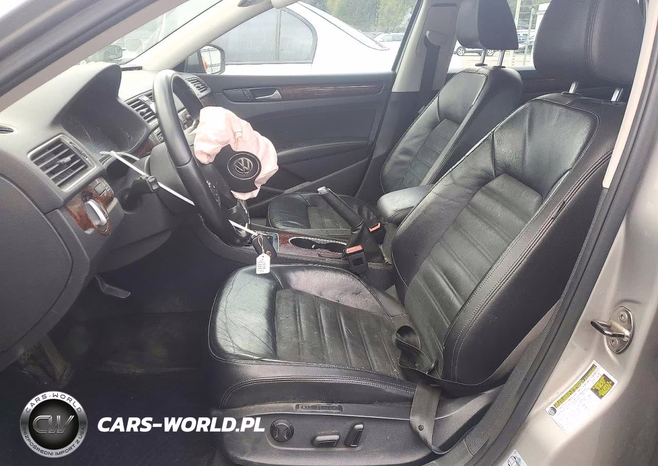 2013 Volkswagen Passat Sel VIN:1VWCN7A33DC065118 - 7