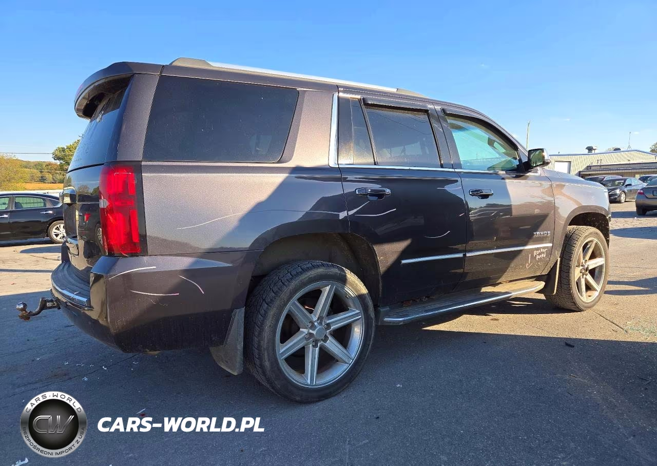 2017 Chevrolet Tahoe K1500 Premier VIN:1GNSKCKC6HR146817 - 3