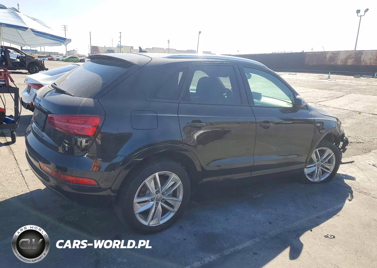 2018 Audi Q3 Premium VIN:WA1BCCFS6JR007696 - 3