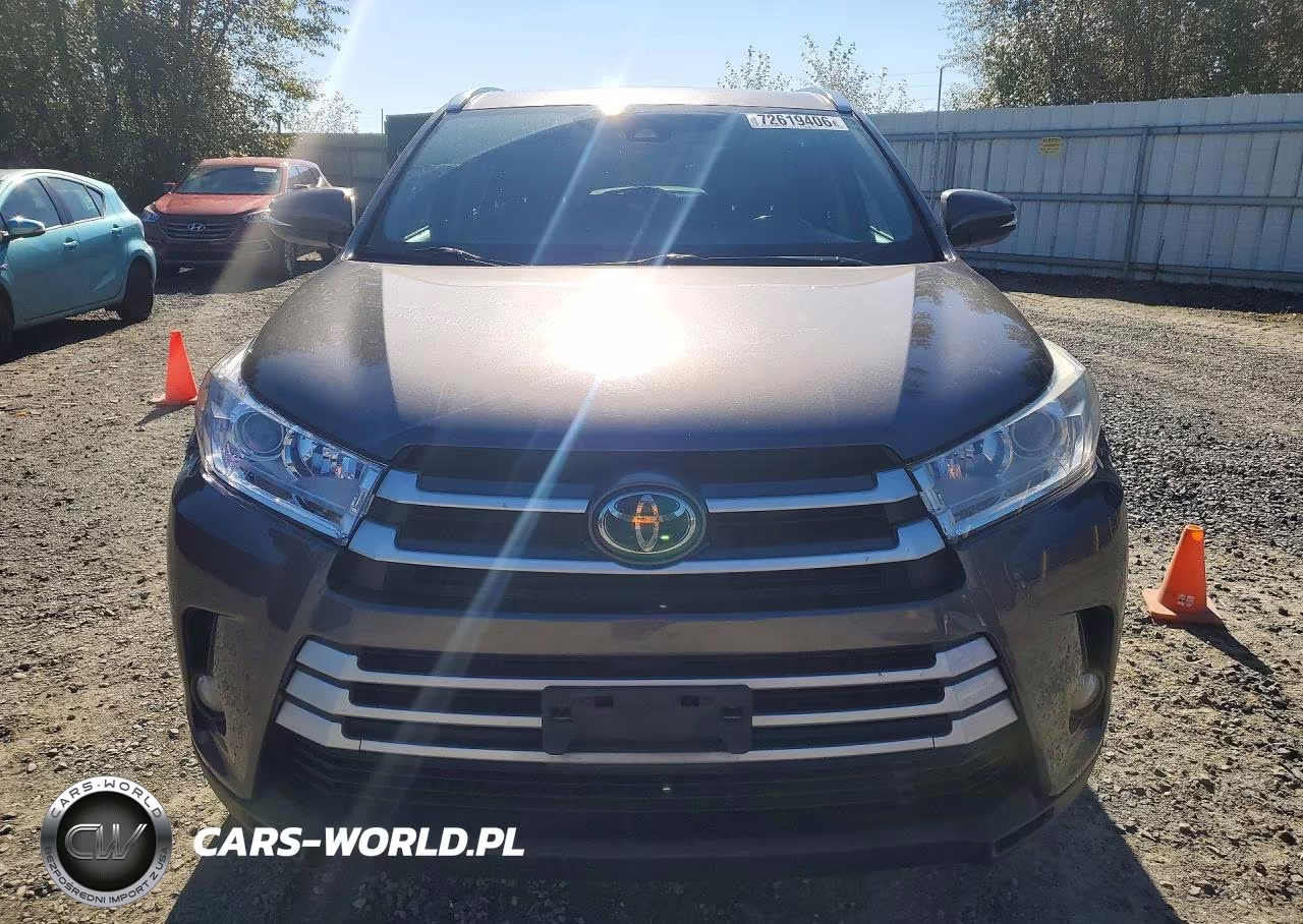 2017 Toyota Highlander Xle VIN:5TDJZRFH1HS511396 - 5