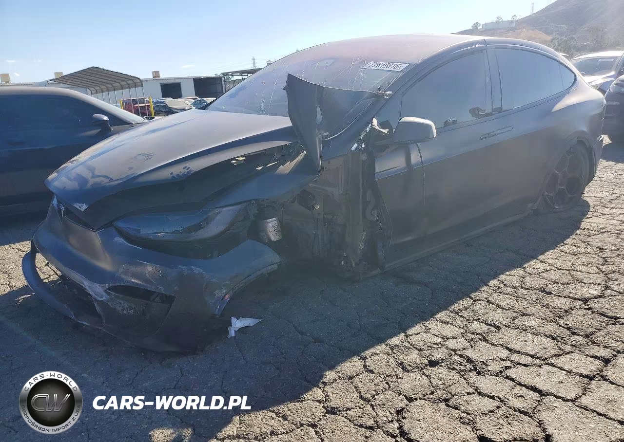 2024 Tesla Model X VIN:7SAXCDE56RF443496 - 1