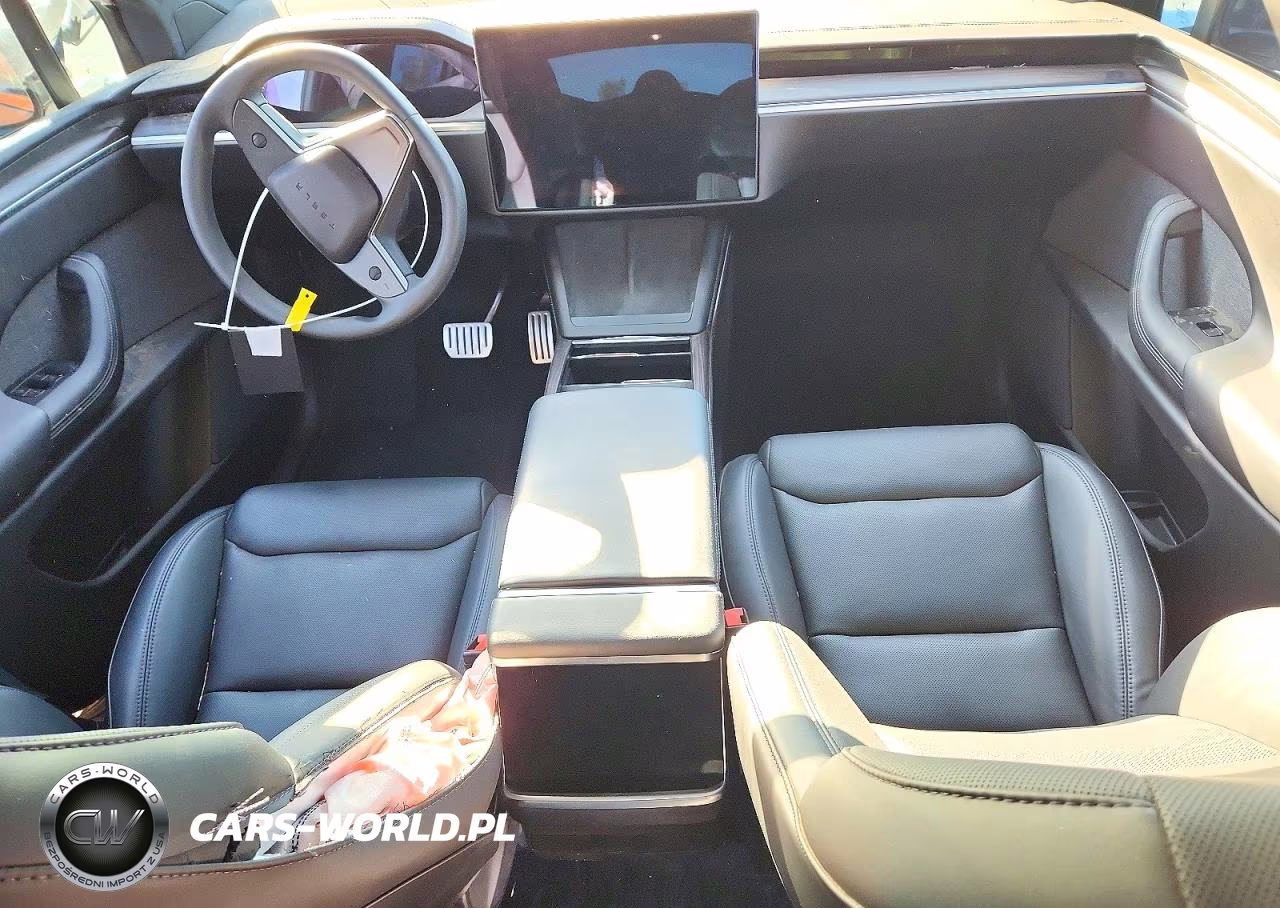 2024 Tesla Model X VIN:7SAXCDE56RF443496 - 8