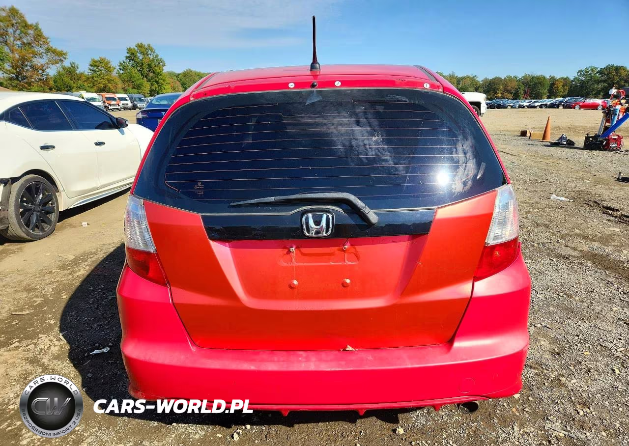 2010 Honda Fit Sport VIN:JHMGE8H48AC040721 - 6