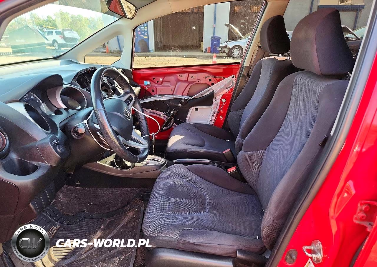 2010 Honda Fit Sport VIN:JHMGE8H48AC040721 - 7