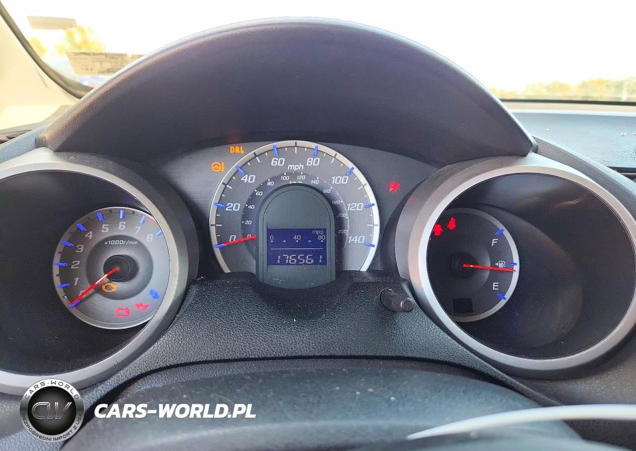 2010 Honda Fit Sport VIN:JHMGE8H48AC040721 - 9