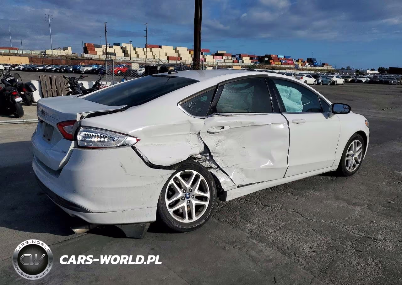 2014 Ford Fusion Se VIN:3FA6P0H73ER392217 - 3