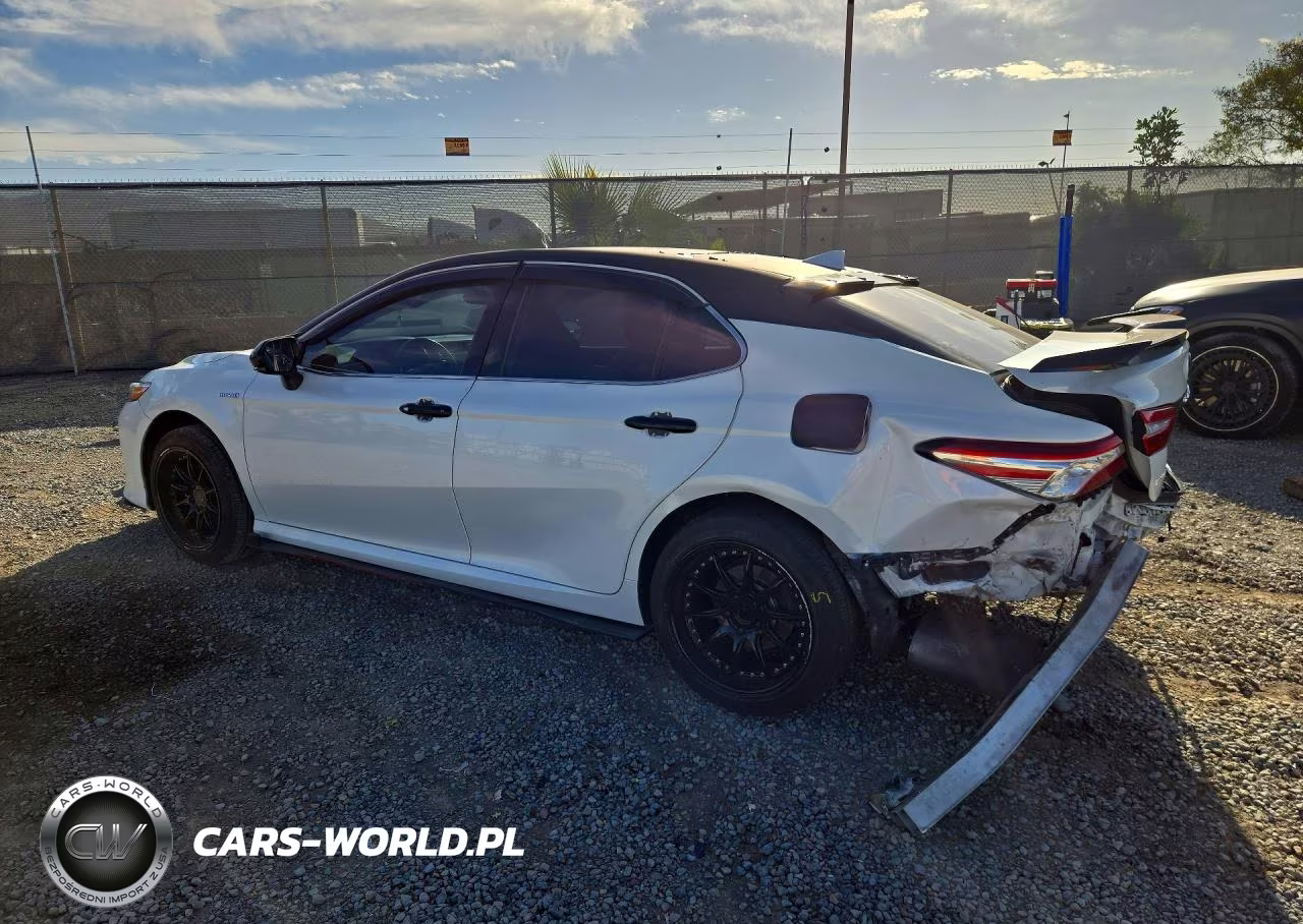 2020 Toyota Camry Xle VIN:4T1F31AK3LU518202 - 2