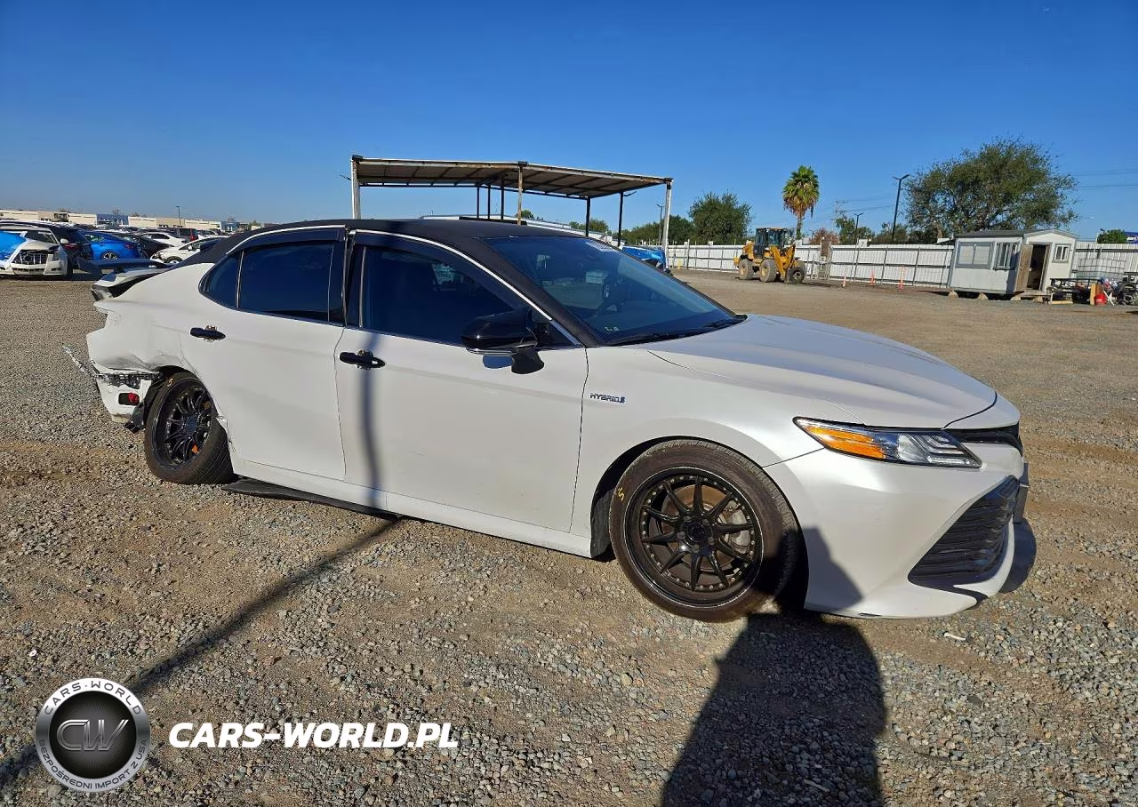 2020 Toyota Camry Xle VIN:4T1F31AK3LU518202 - 4