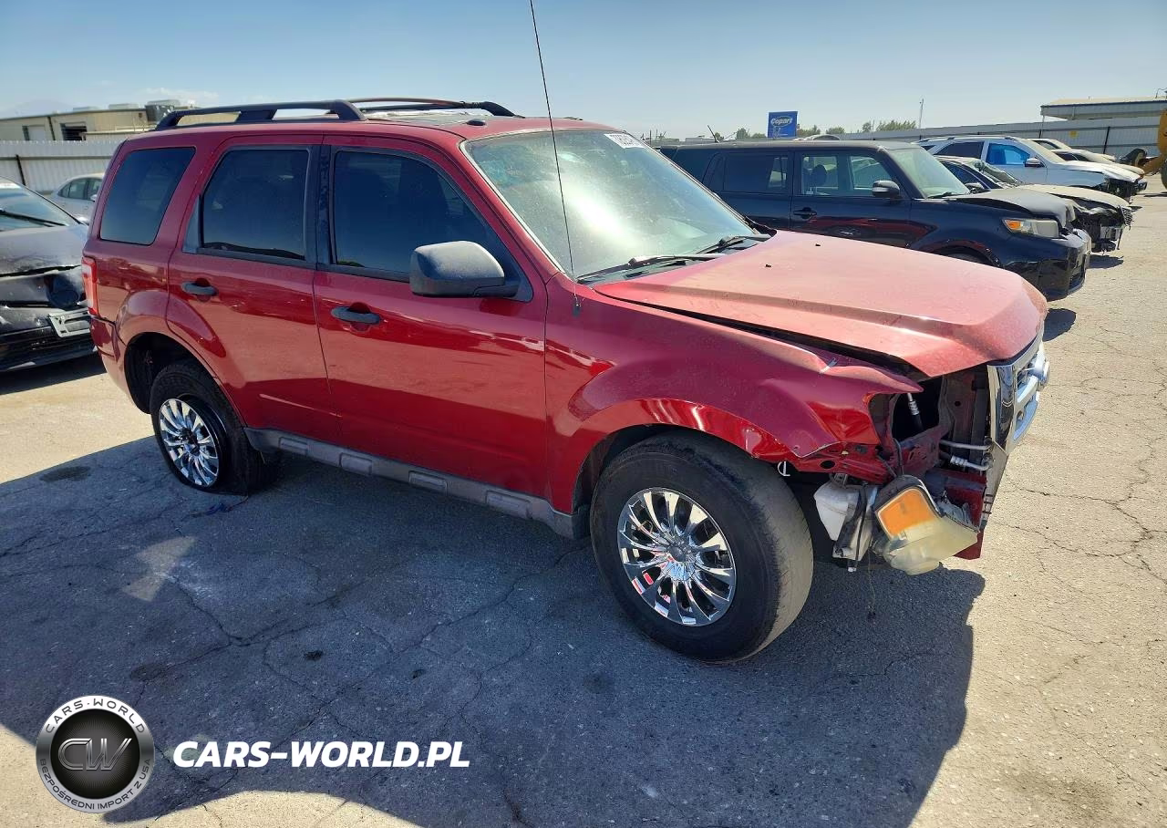 2010 Ford Escape Xlt VIN:1FMCU0D76AKD46502 - 4