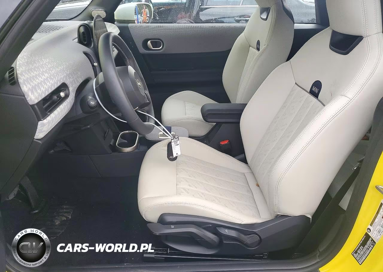 2026 Mini Cooper S VIN:WMW23GX03T2Y00456 - 7