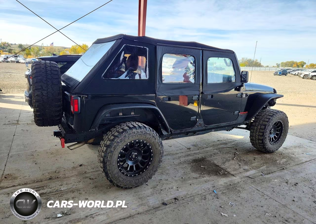2014 Jeep Wrangler Sport VIN:1C4BJWDG4EL134421 - 3