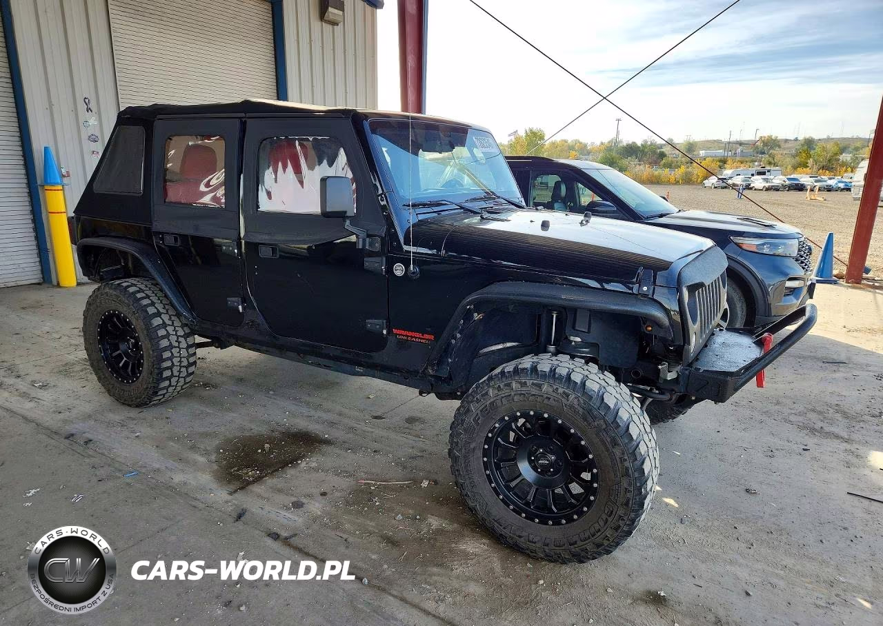 2014 Jeep Wrangler Sport VIN:1C4BJWDG4EL134421 - 4