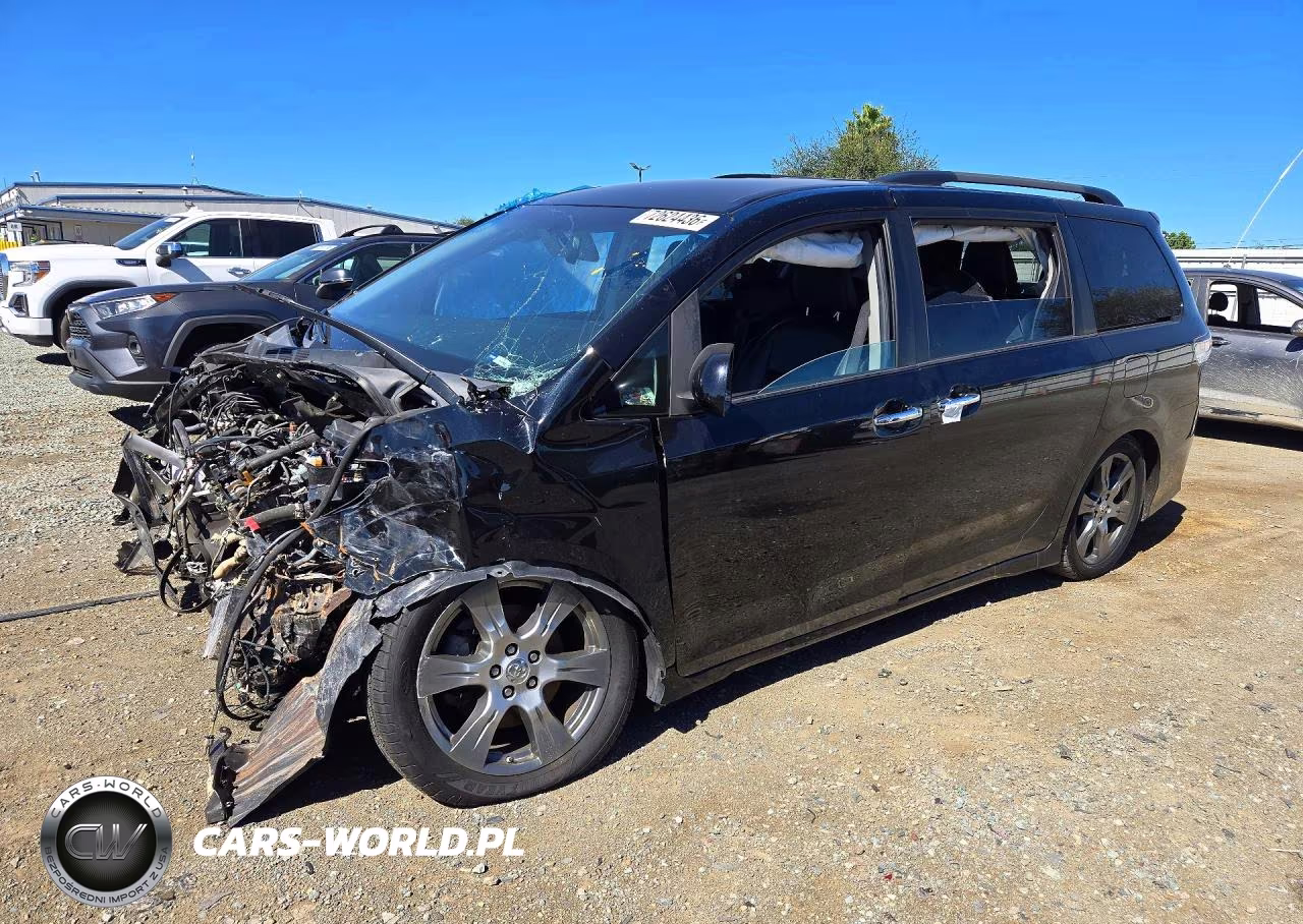 2017 Toyota Sienna Se