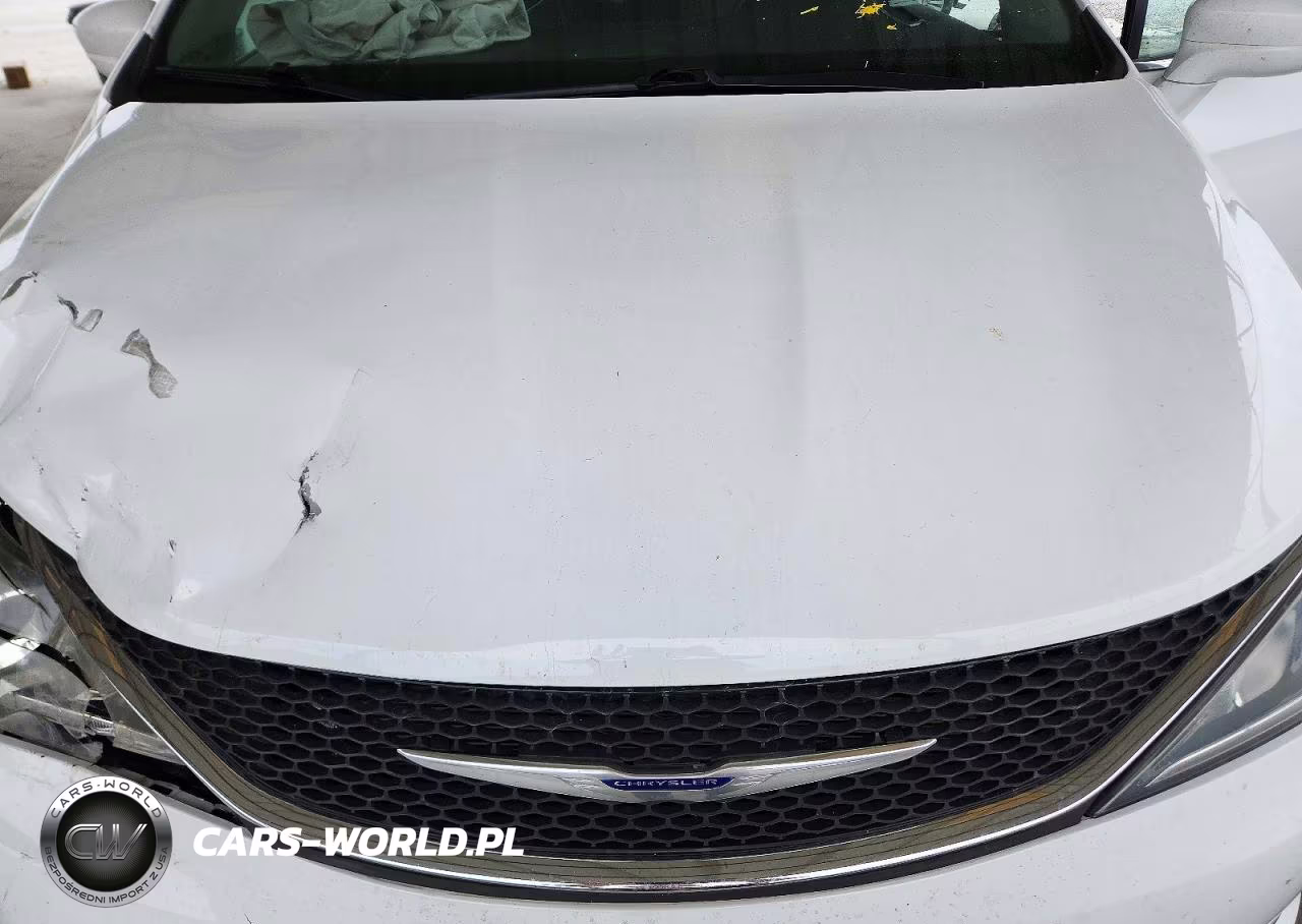 2020 Chrysler Pacifica Touring L VIN:2C4RC1BG9LR279196 - 12