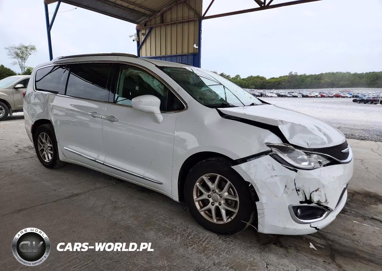 2020 Chrysler Pacifica Touring L VIN:2C4RC1BG9LR279196 - 4