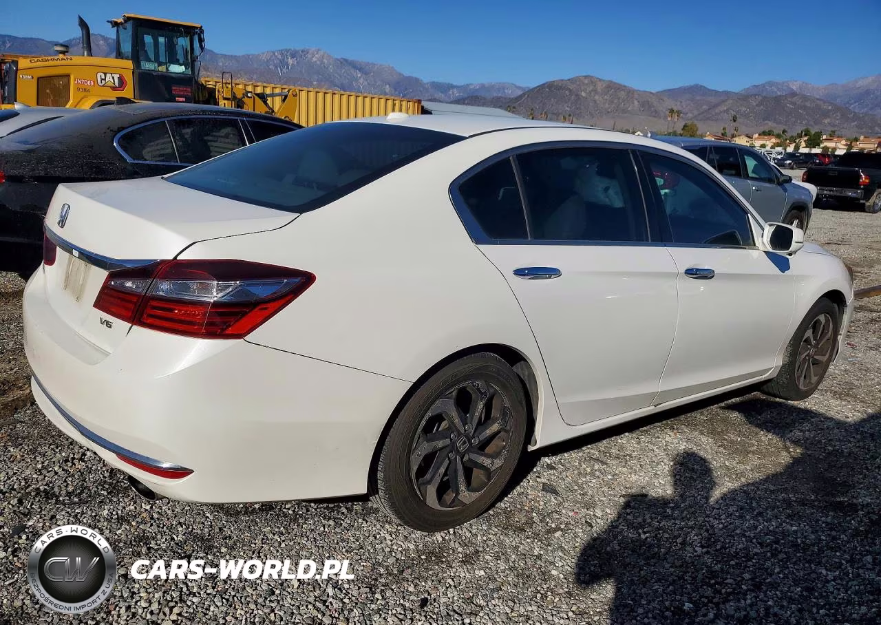 2016 Honda Accord Exl VIN:1HGCR3F80GA028517 - 3