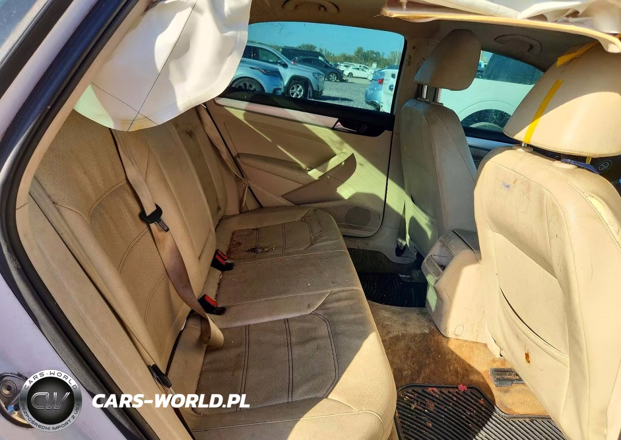 2012 Volkswagen Passat Se VIN:1VWBH7A33CC103240 - 10