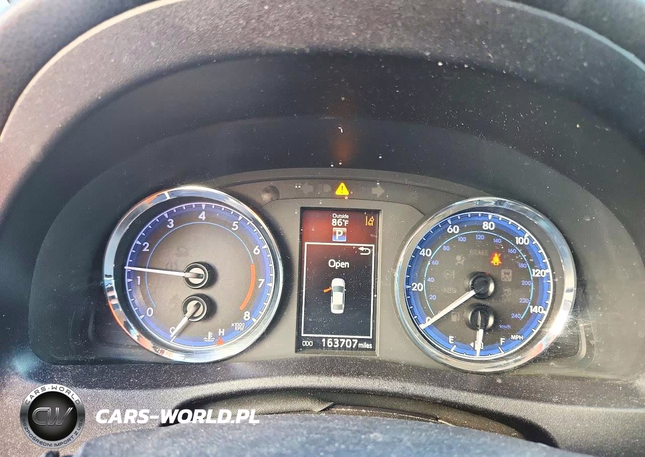 2018 Toyota Corolla Se VIN:2T1BURHE2JC061956 - 9
