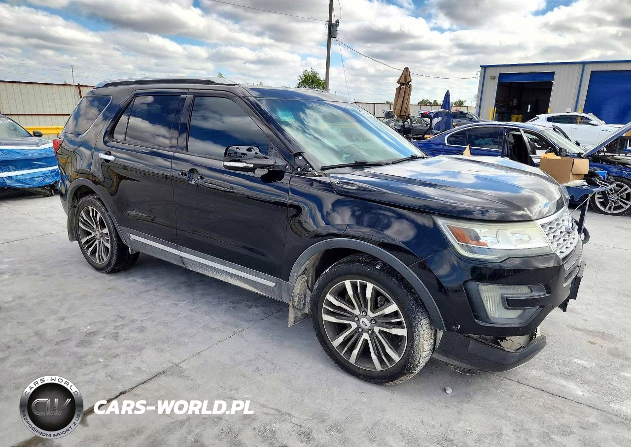 2016 Ford Explorer Platinum VIN:1FM5K8HT9GGB71551 - 4