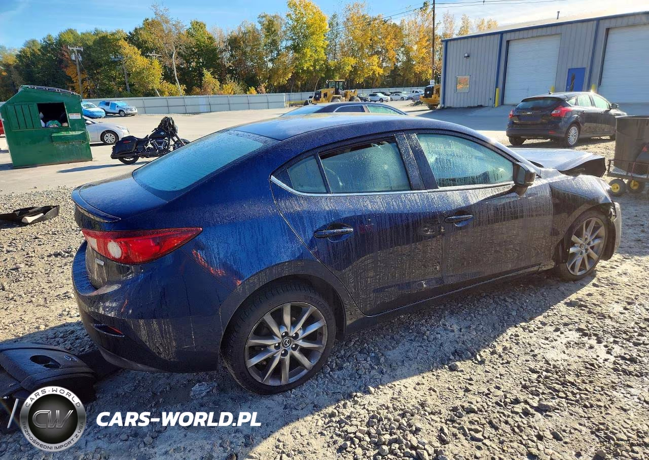 2018 Mazda 3 Touring VIN:3MZBN1V34JM255216 - 3