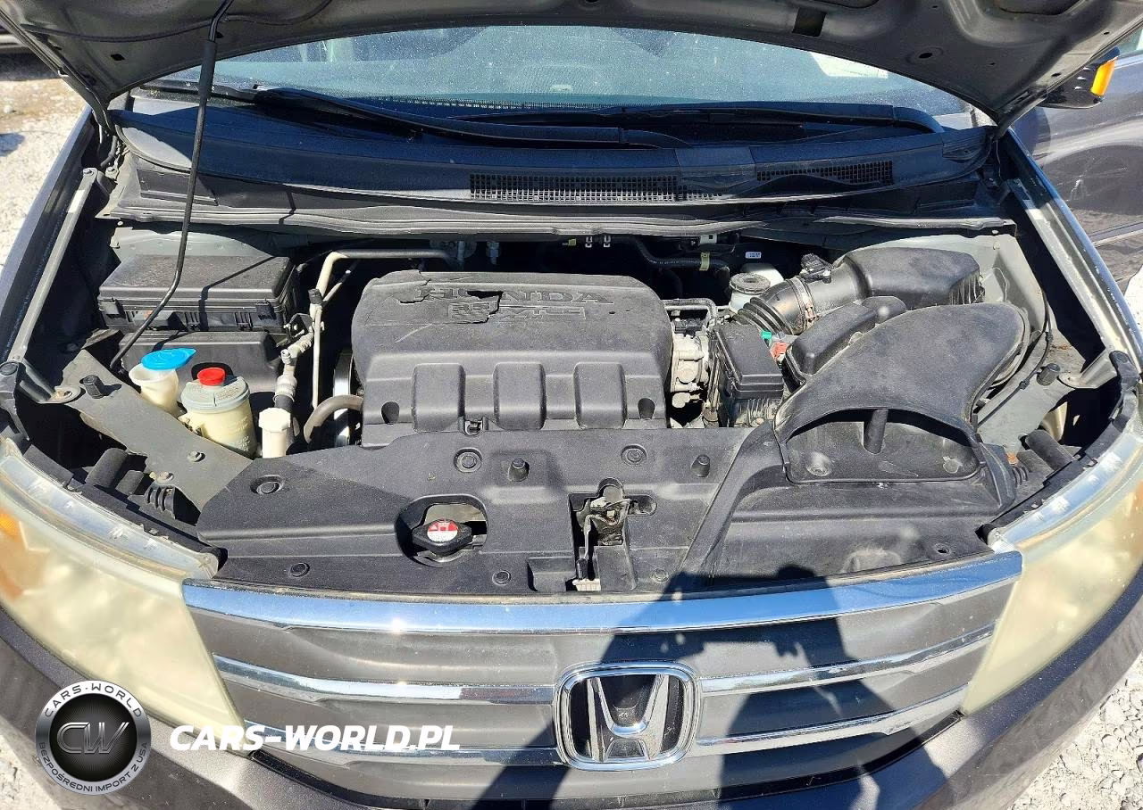 2011 Honda Odyssey Touring VIN:5FNRL5H93BB022867 - 12