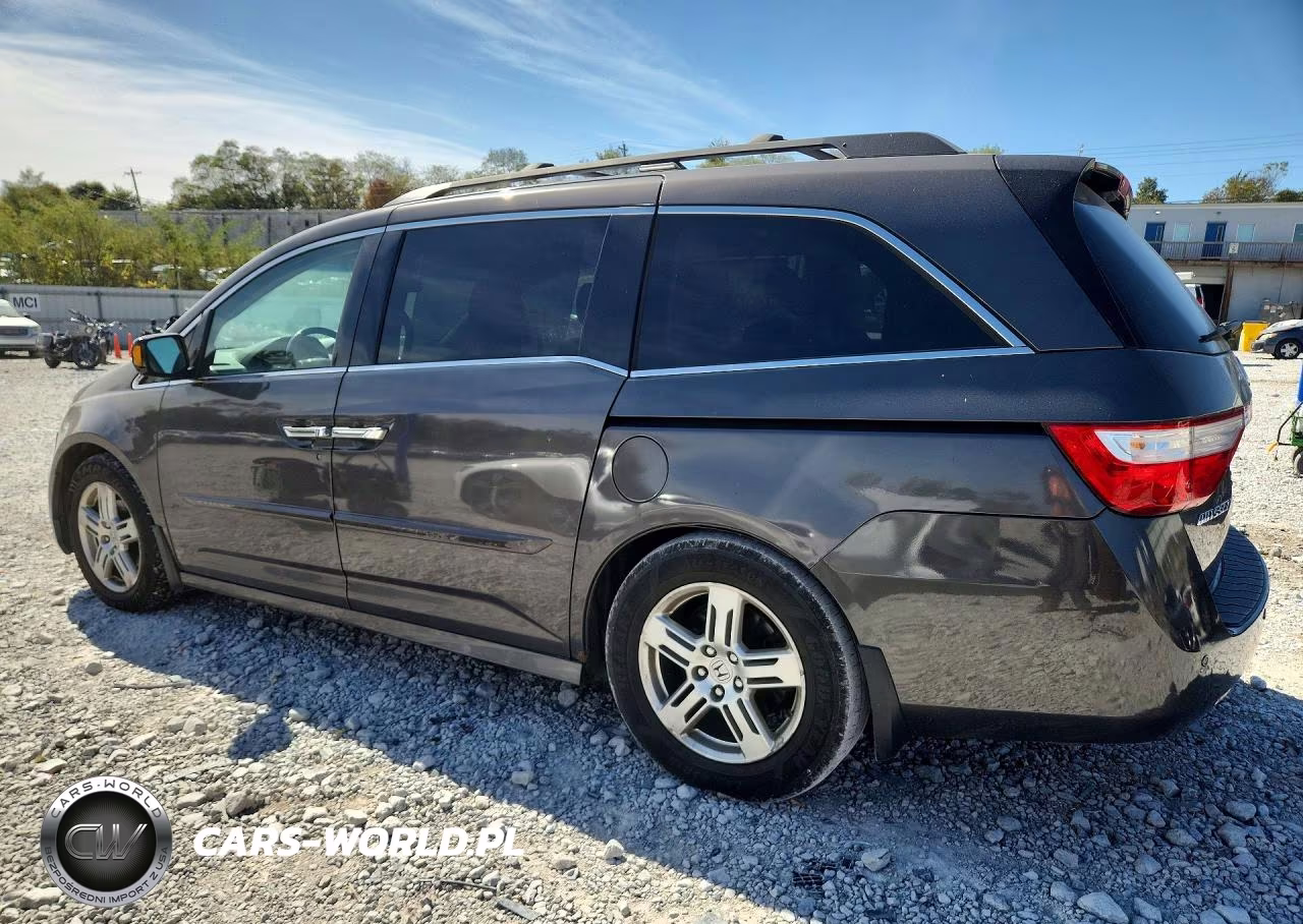 2011 Honda Odyssey Touring VIN:5FNRL5H93BB022867 - 2