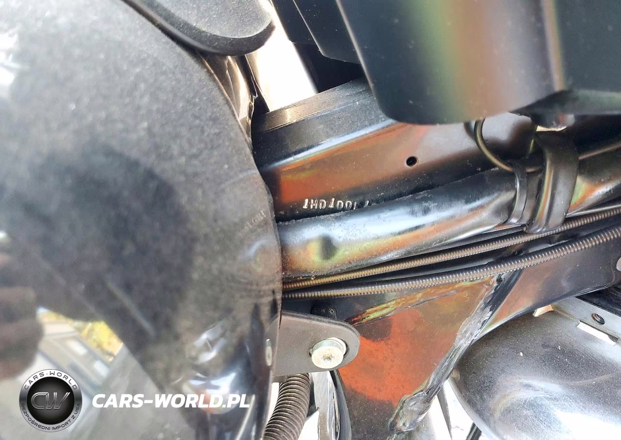 1998 Harley-Davidson Flht VIN:1HD1DDL13WY621813 - 9
