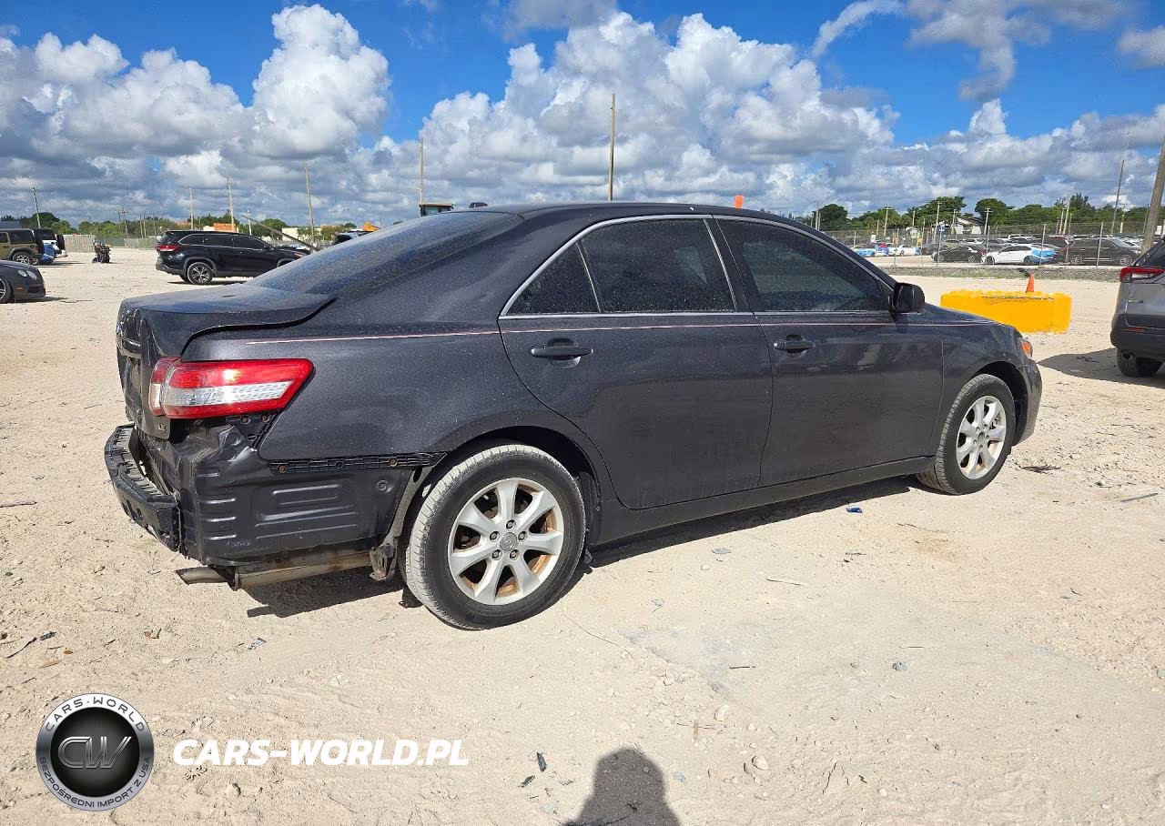 2011 Toyota Camry Le VIN:4T1BF3EK0BU220460 - 3